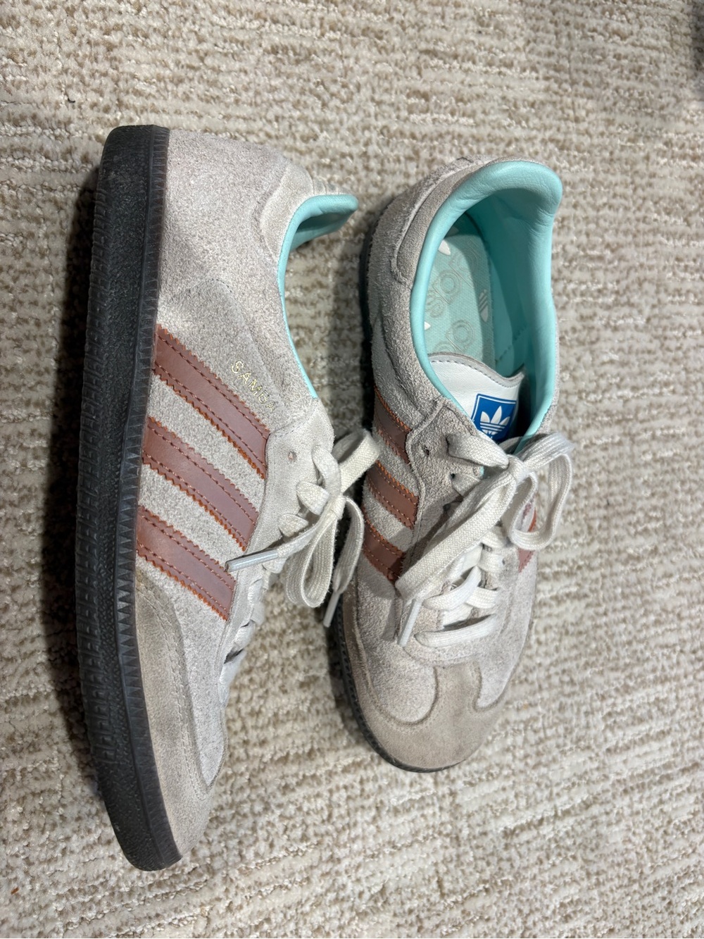 adidas Suede Sneakers in Light Gray with Brown Stripes and Aqua Lining